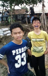 Azuy Hungkul Wew
